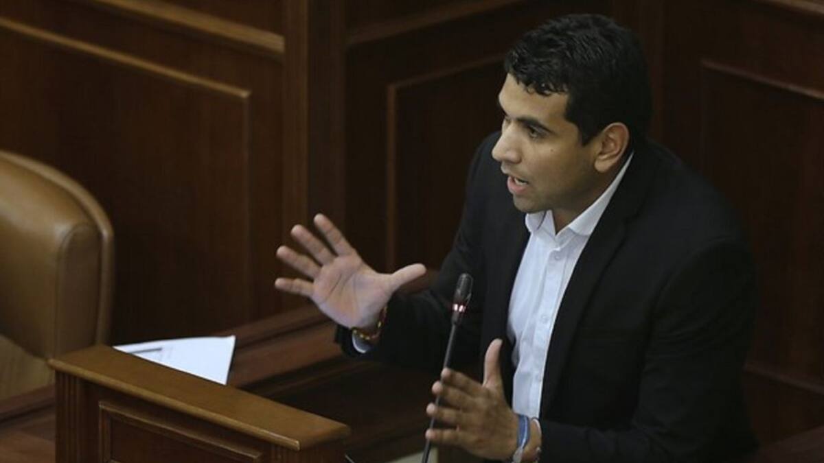 Denuncian a Duque ante Comisión de Acusaciones por declaraciones de Merlano