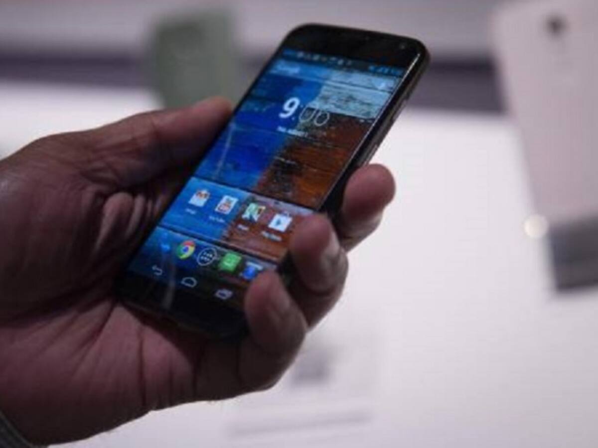 Policía adelanta 12 allanamientos contra el hurto de celulares en Bogotá