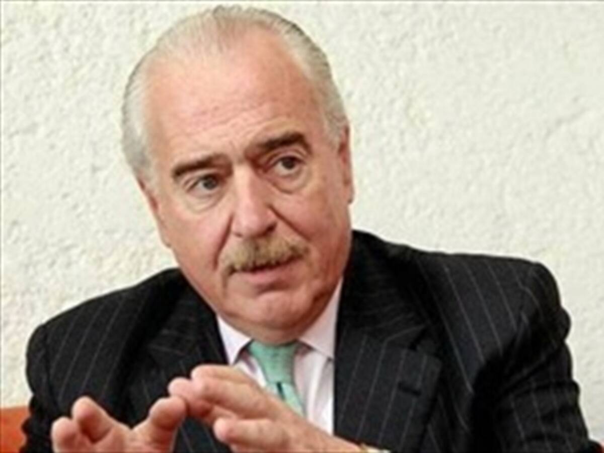La zona de distensión se trasladó a Cuba y Venezuela: Pastrana
