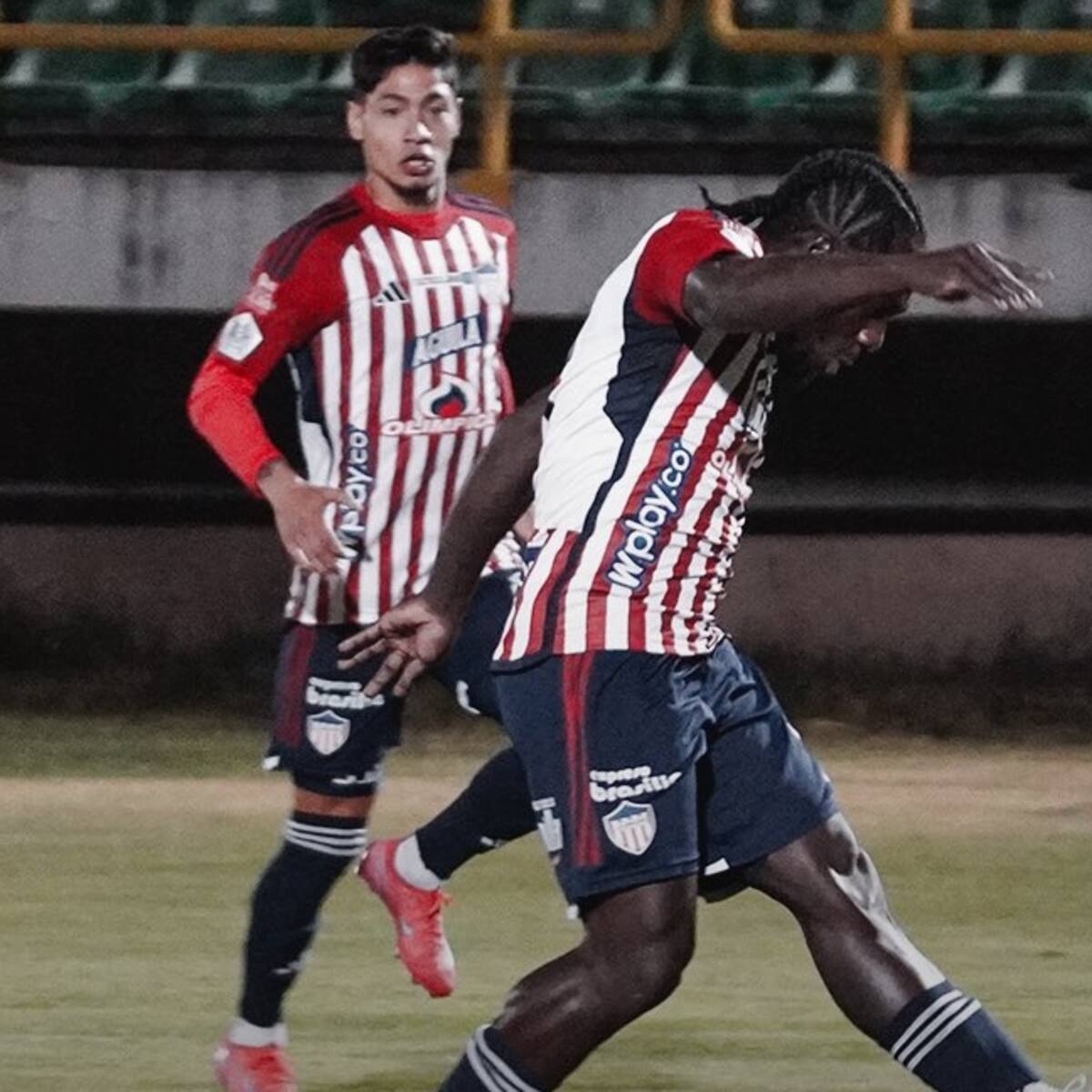 Junior vence a Chicó, mantiene su invicto, rompe terrible racha en Tunja y se asegura en los ocho
