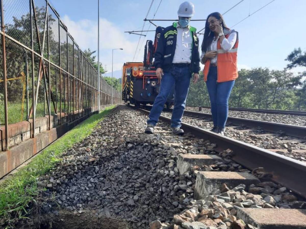 Comenzó en simultáneo el plan definitivo sobre la vía del Metro de Medellín