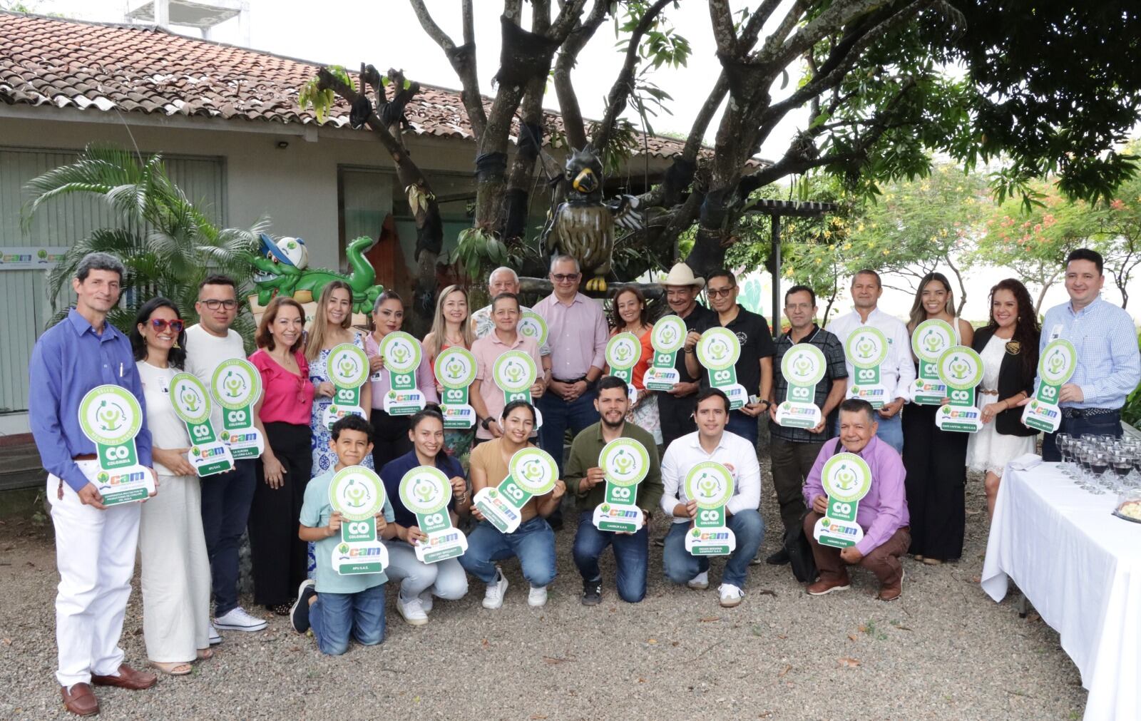 16 nuevas empresas huilenses del sector agrícola, industria alimenticia. Foto CAM