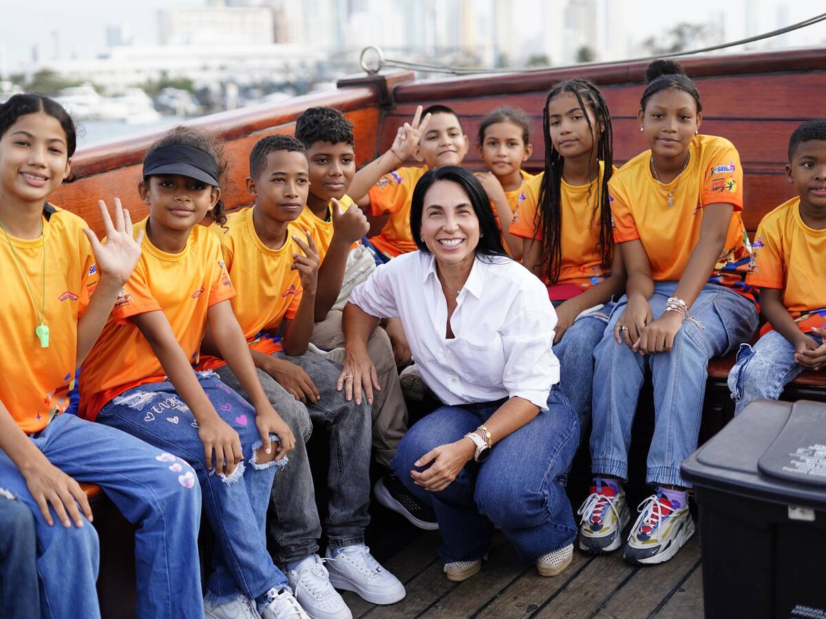 120 niños vivieron una jornada de participación y lúdica en Cartagena