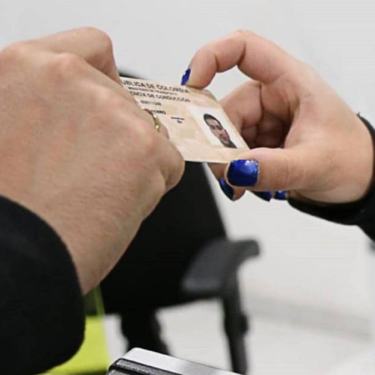 Venezolanos con PPT podrán obtener la licencia de conducción en Colombia
