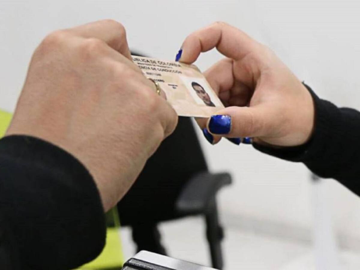 Venezolanos con PPT podrán obtener la licencia de conducción en Colombia