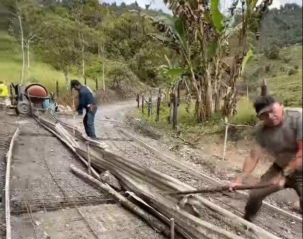 PLACA HUELLA MACANAL BOYACÁ