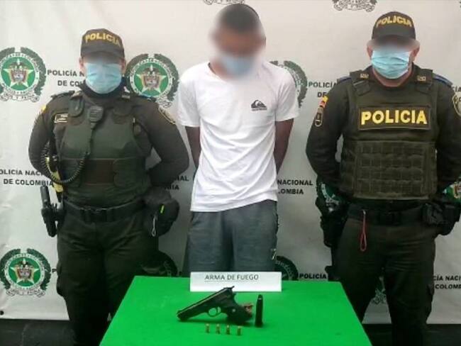 El capturado fue interceptado por la Policía cuando se desplazaba en una motocicleta por el barrio San Pedro Mártir