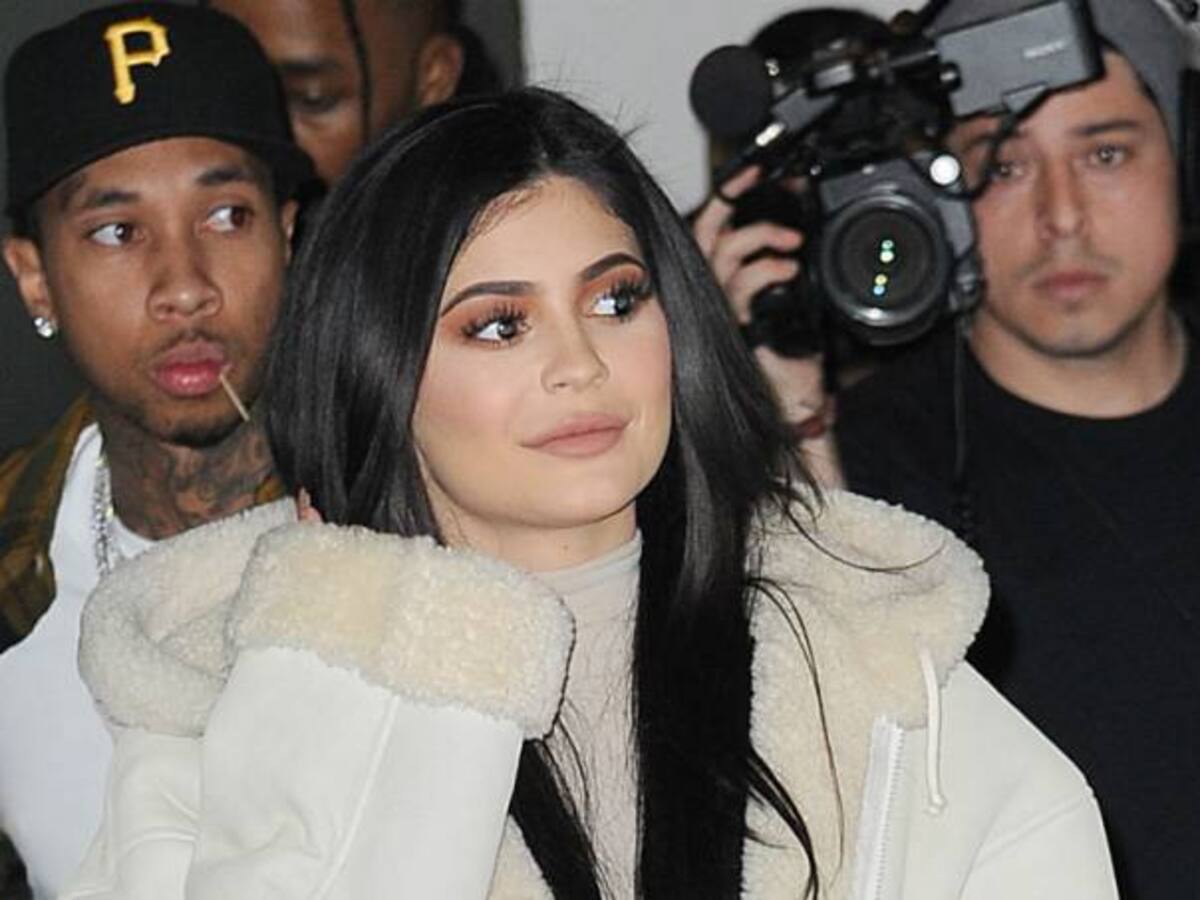 Así esconde Kylie Jenner su embarazo