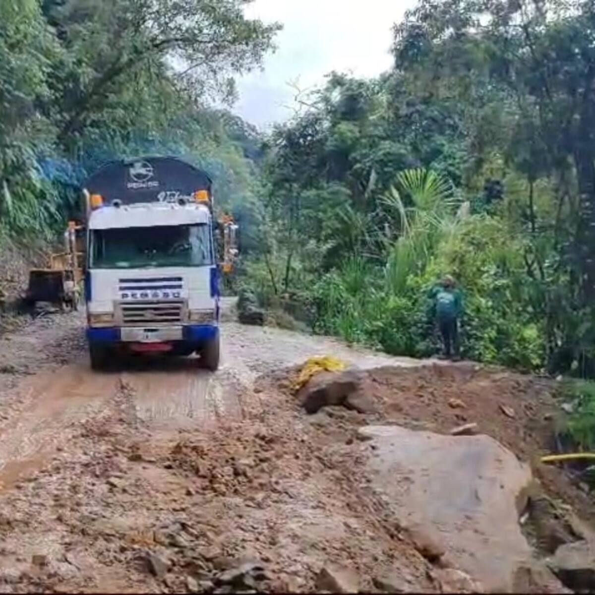 Siguen las afectaciones por fenómenos naturales en las vías de la región