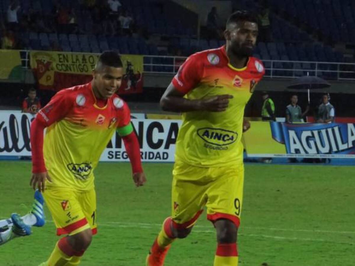 Decepción de los hinchas pereiranos tras la derrota de anoche en Bogotá