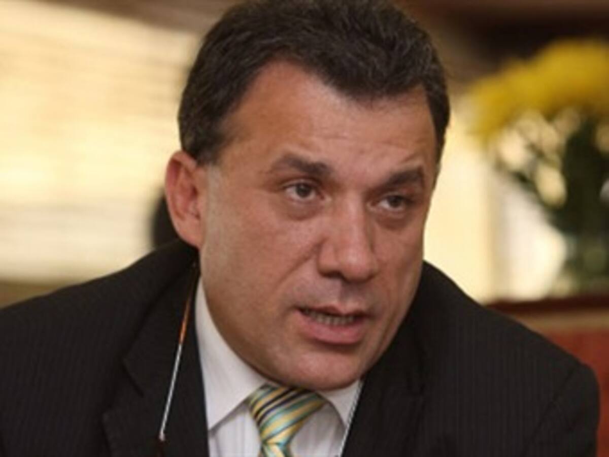 Piden a conservadores descartar candidato propio y apoyar reelección