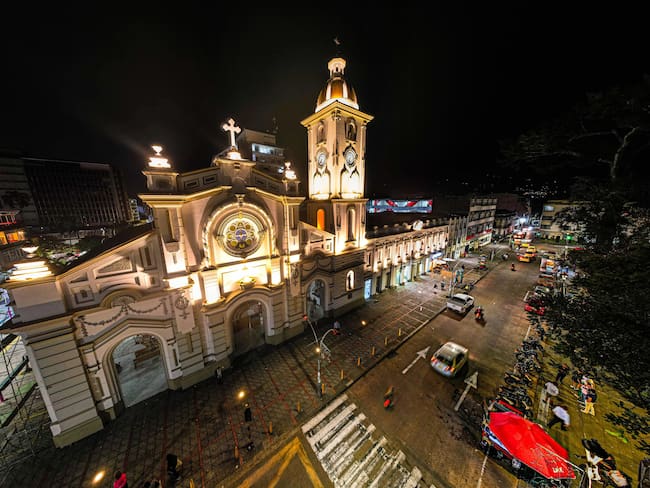 La Catedral de Ibagué luce nueva iluminación