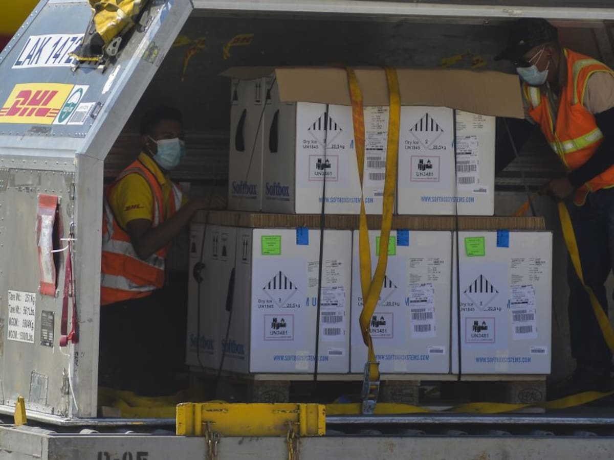 ONU exige frenar trabas a exportación de vacunas COVID-19
