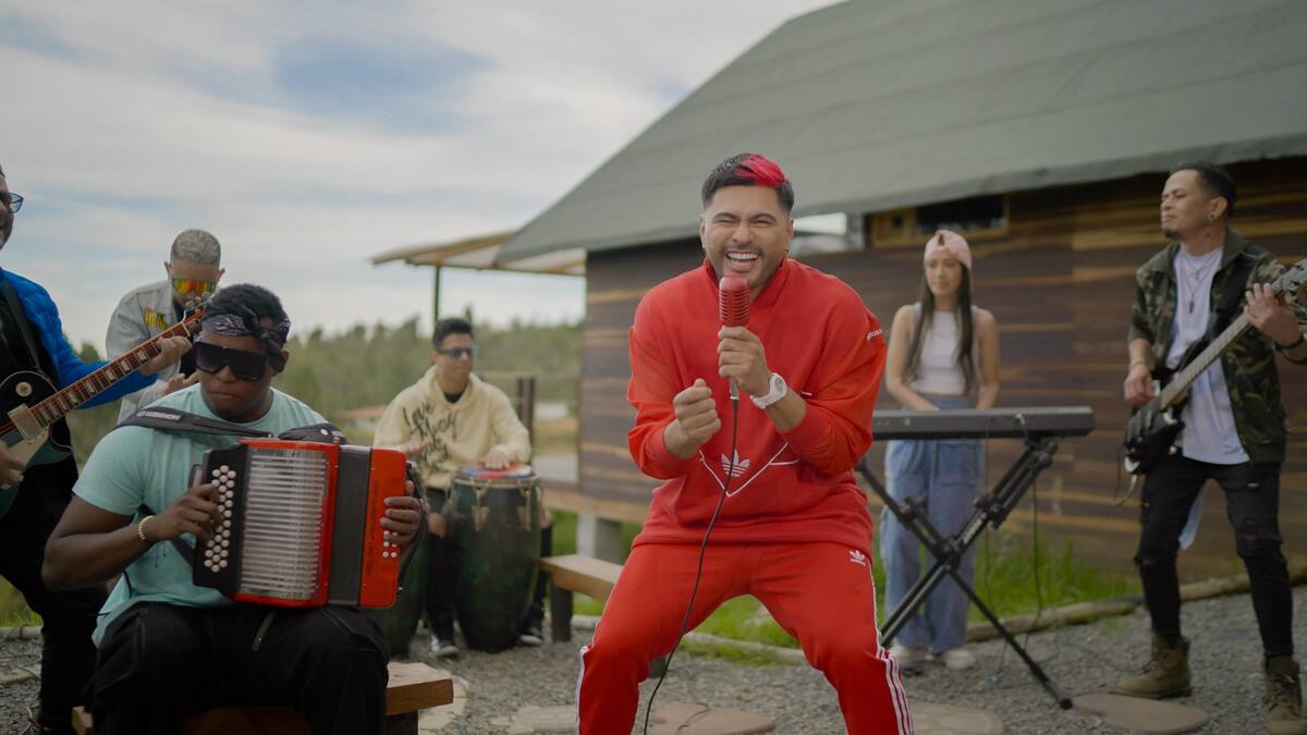 El vallenato "Busca un confidente" se fusiona con merengue