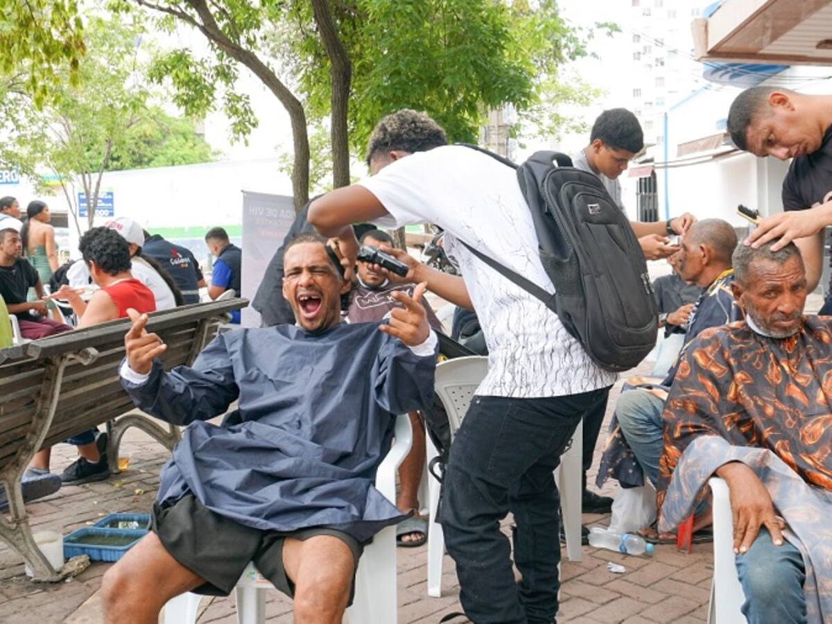Habitantes de calle del Centro Histórico de Cartagena recibieron atención integral