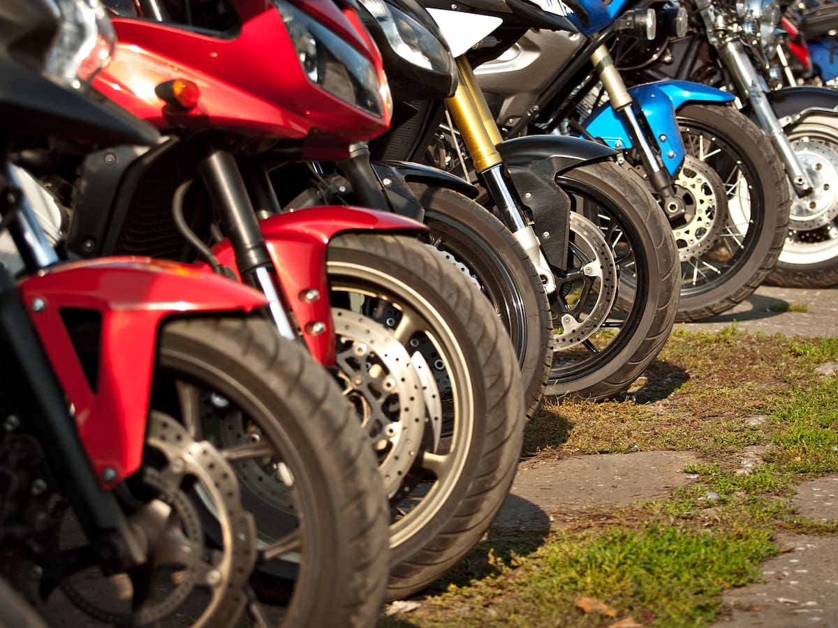 Mejores motos de 200 CC, según IA: las venden en Colombia y no valen más de $13 millones