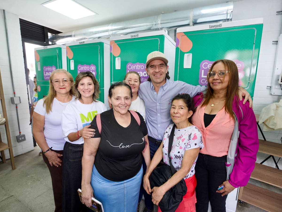 Medellín inaugura su primer Centro de Lavado Comunitario para aliviar la carga de mujeres cuidadoras