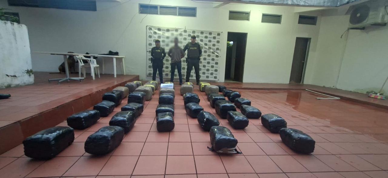 40 paquetes que contenían marihuana, con un peso aproximado de 193 kilogramos. Foto Policía Huila