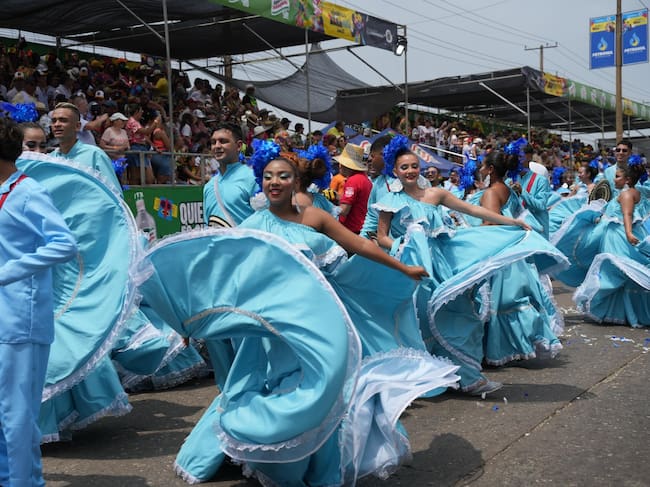Desfile en la Vía 40 - Carnaval SA