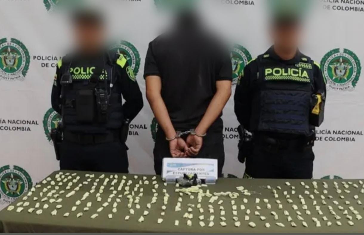 ‘Cargado’ con base de coca capturan a presunto expendedor en Montecristo