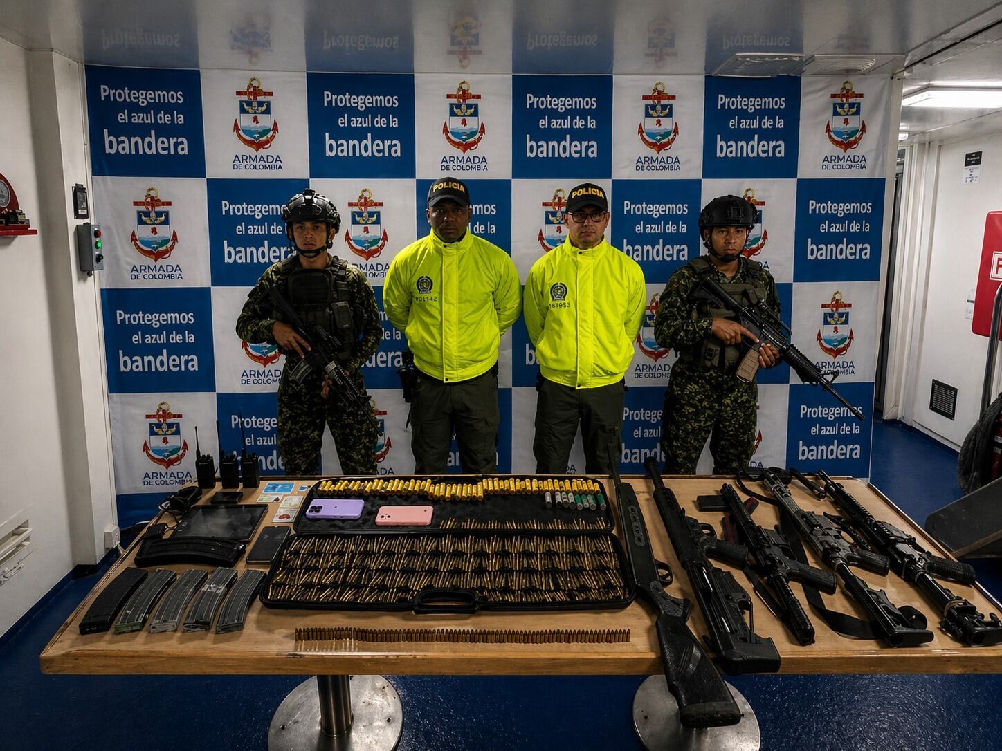 Hallan arsenal de guerrilleros de disidencias Farc en zona rural de Buenaventura; incautaron fusiles