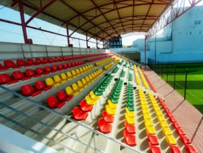 Renovado estadio de San Fernando abre sus puertas con festival infantil de fútbol