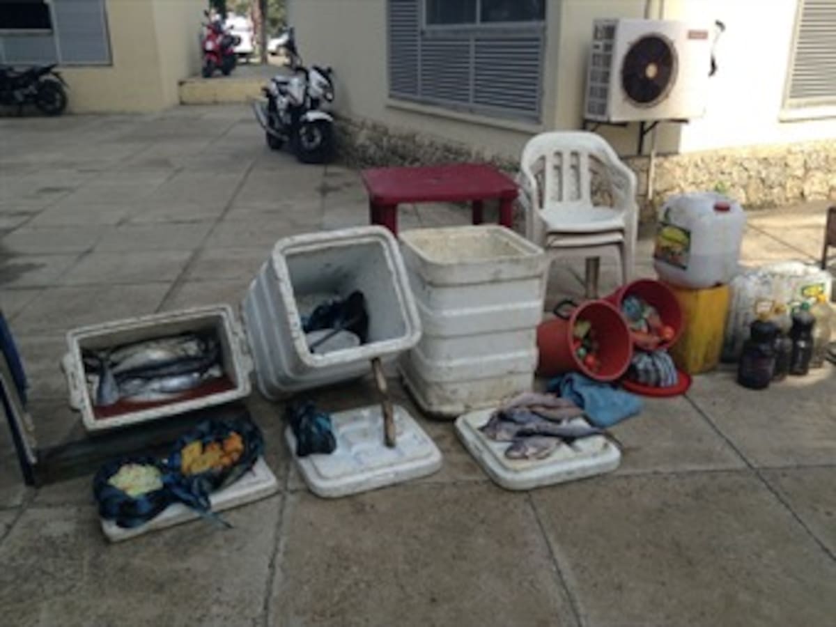 Autoridades encuentran en Playas de Cartagena desde froga hasta alimentos en mal estado