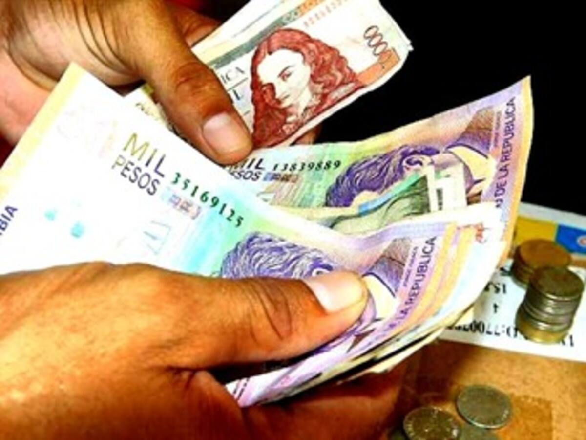 Comienza la puja por el incremento del salario mínimo