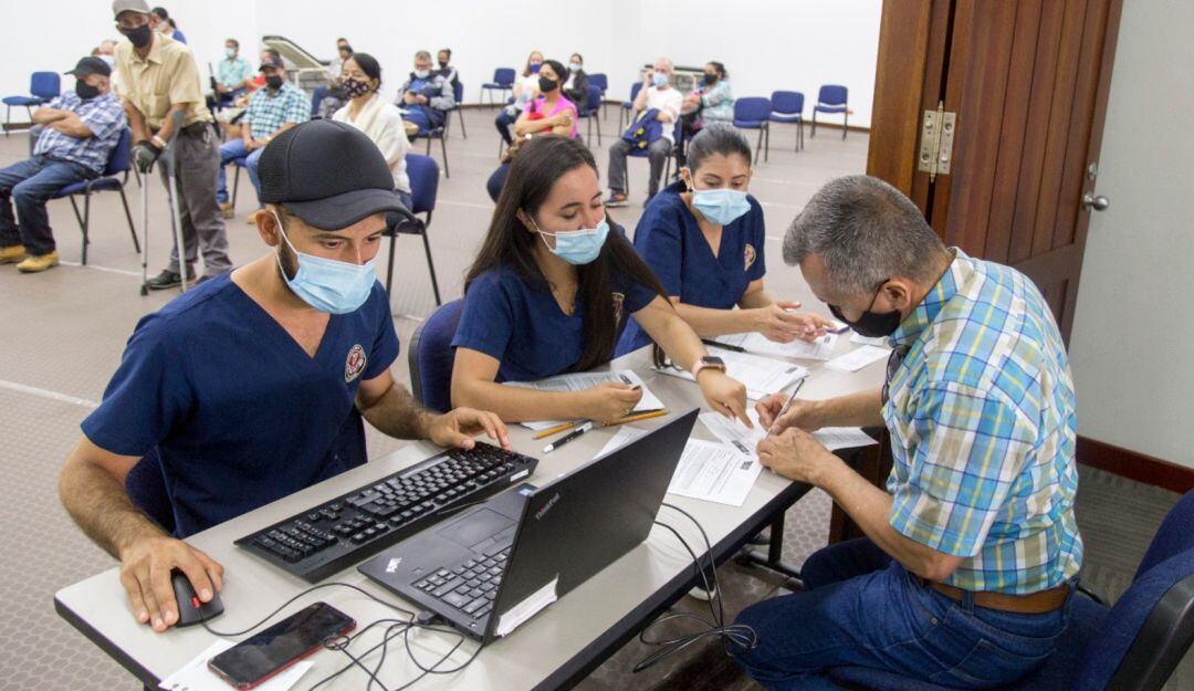Vacunación en Pereira.