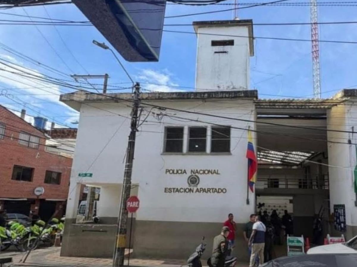 Rompiendo un muro, 18 presos se fugaron de Estación de Policía en Apartadó