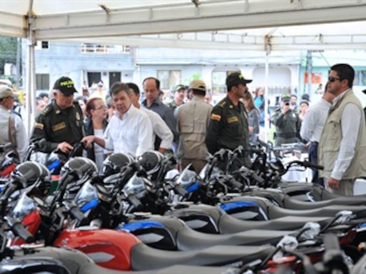 Santos destacó balance de intervención de la Policía en Medellín contra bandas criminales