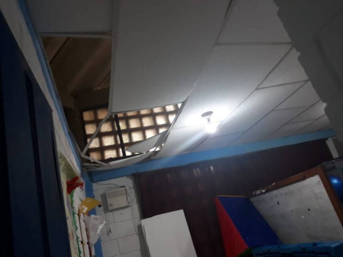 Roban centro de atención a la primera infancia de Nelson Mándela