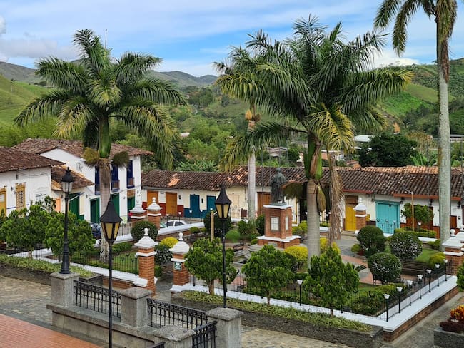 Parque principal de Concepción, Antioquia. Foto: Antioquia Es Mágica.