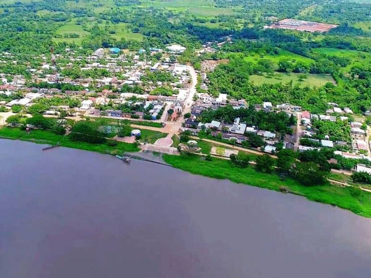 Riesgo de desplomes en las vías que comunican a Hatillo de Loba, sur de Bolívar