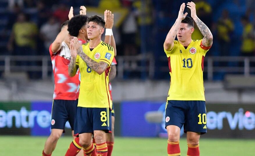 Jorge Carrascal y James Rodriguez (Photo by Gabriel Aponte/Getty Images)