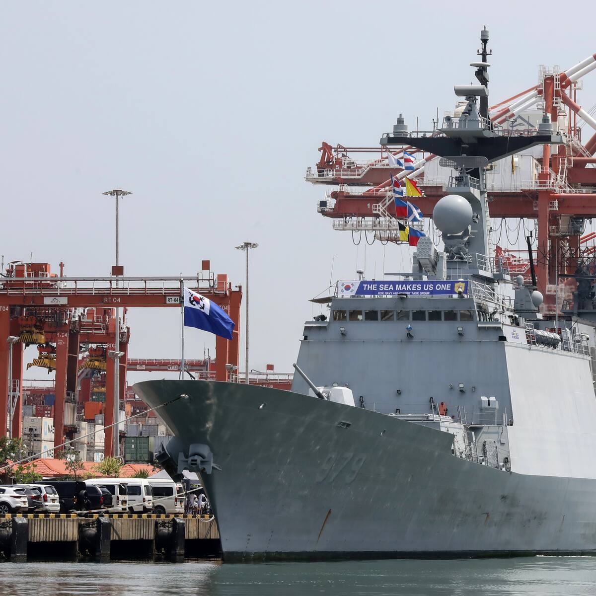 Corea del Norte ordena equipar buques militares con armas nucleares