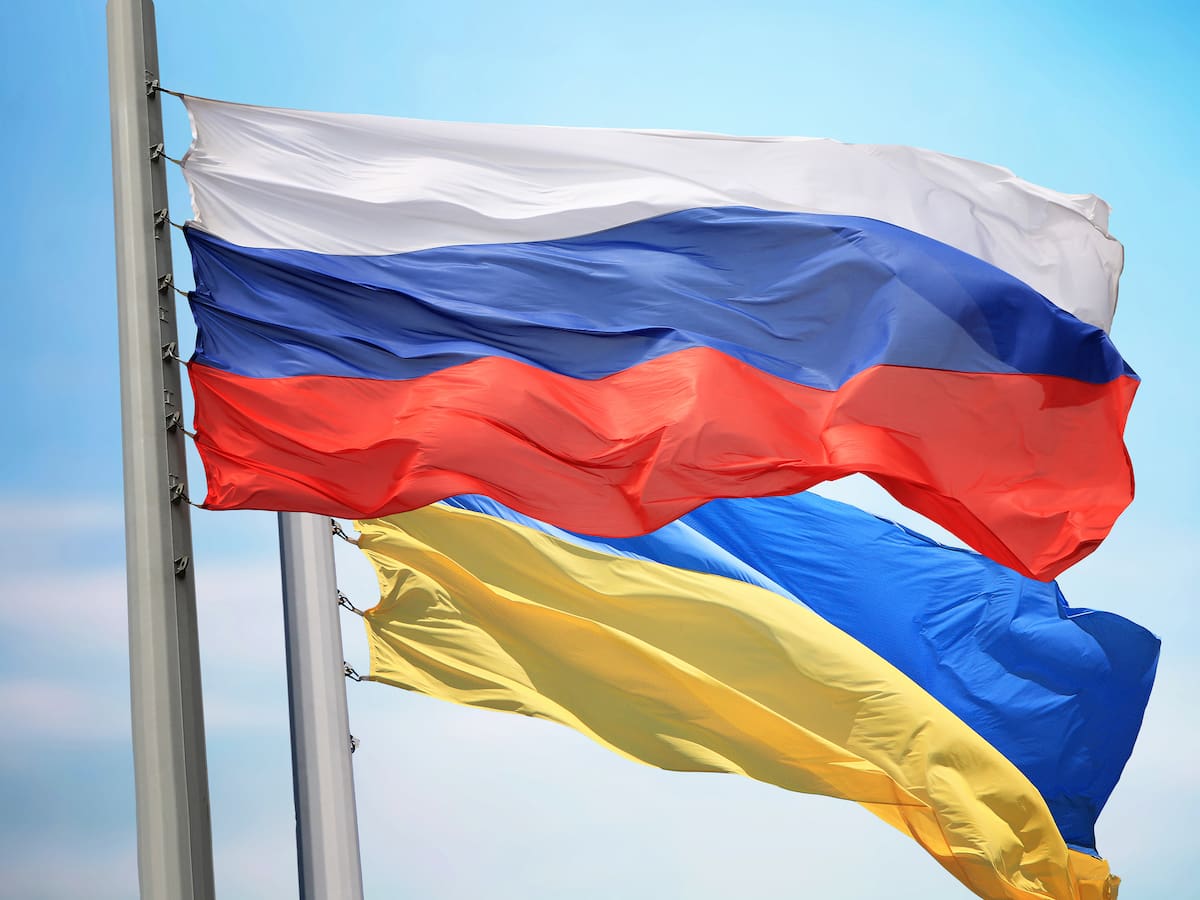 Rusia y Ucrania se acusan de romper tregua anunciada por Moscú