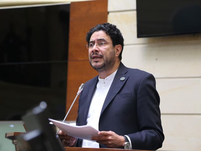 Senador Iván Cepeda. Foto: Prensa Iván Cepeda