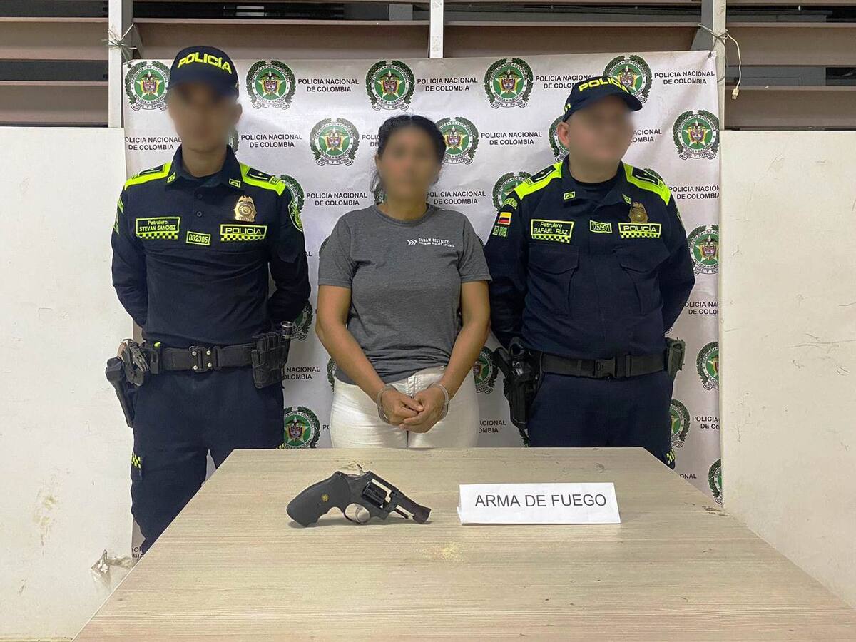 Capturada una mujer portando un revolver en el barrio El Pozón
