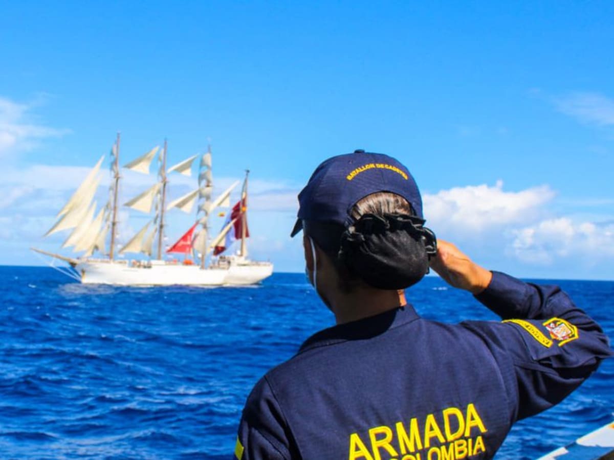 Llegó a Brasil ARC “20 De Julio” para participar en Velas Latinoamérica 2022