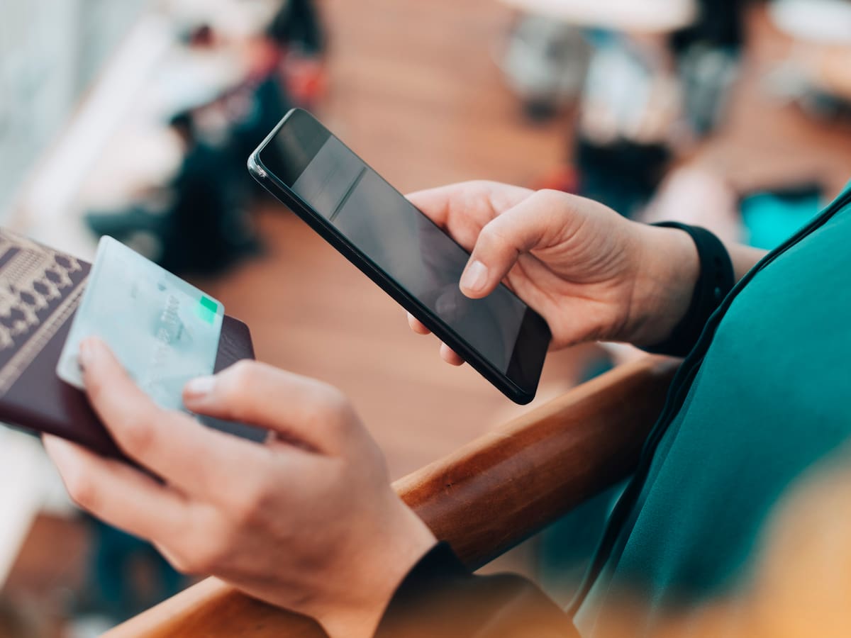 Bancos están obligados a aceptar cédula digital como documento de identidad: Registrador