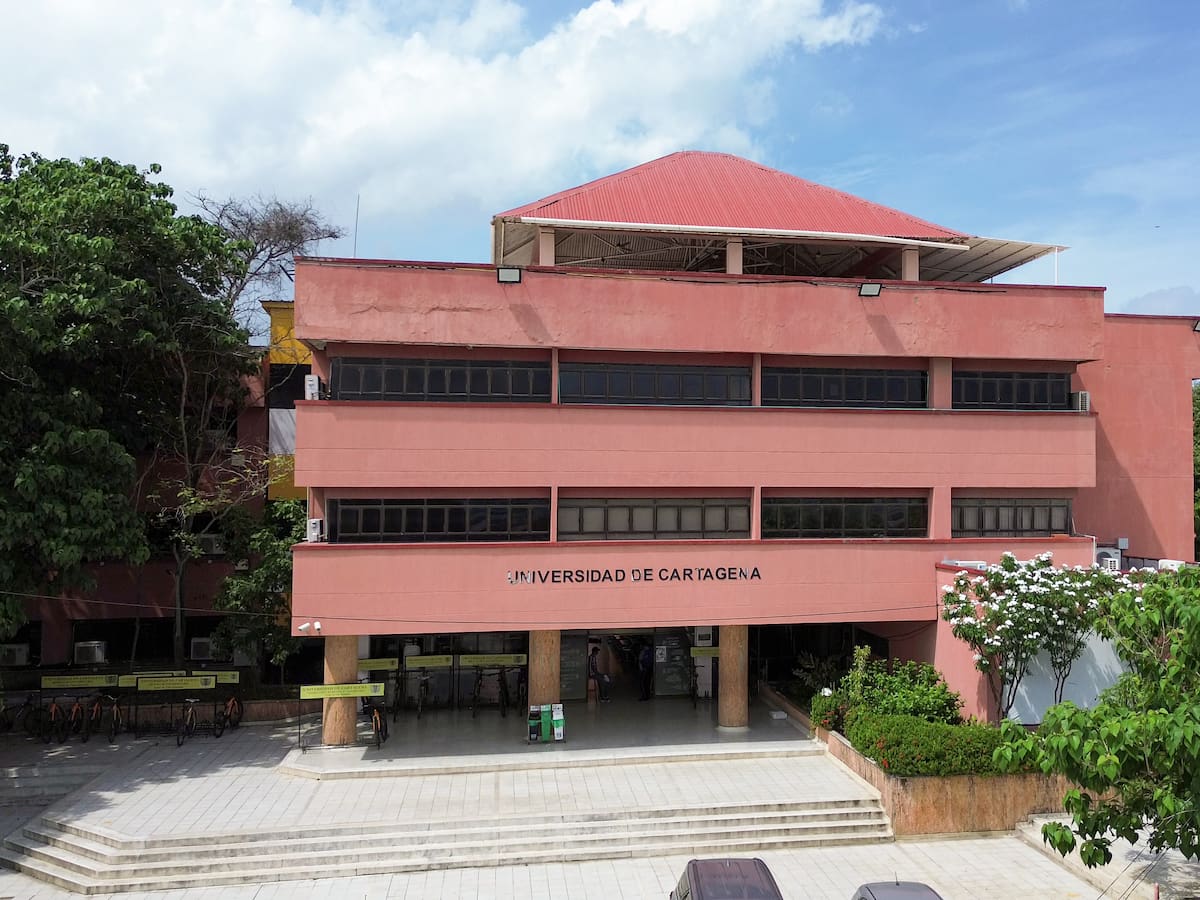 Unicartagena reveló hallazgos sobre impacto del asbesto en Bolívar