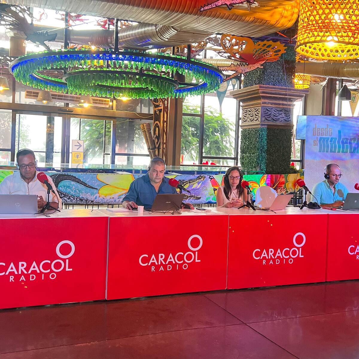 6 AM y 10 AM Hoy por Hoy de Caracol Radio transmiten desde Barranquilla