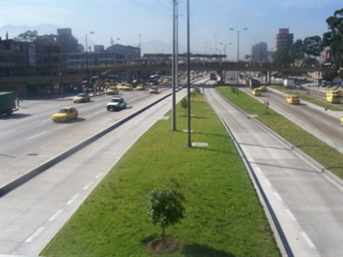 Disturbios en la U Nacional provocan cierres viales
