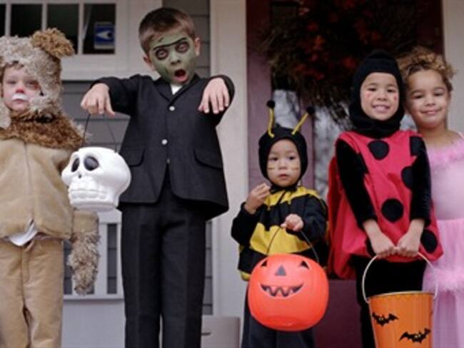 &quot;Halloween induce a los niños al satanismo y la brujería&quot;: concejal