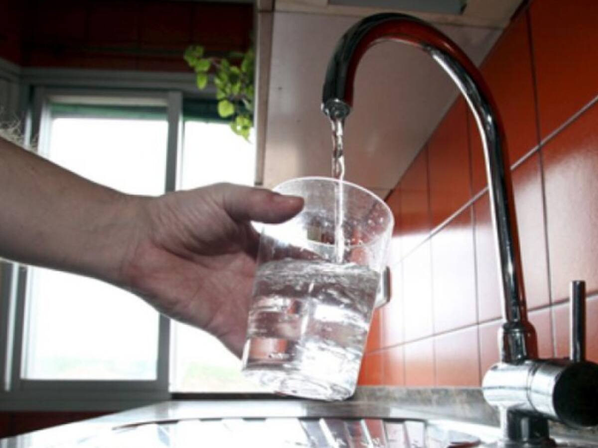 A partir de este mes se modifica el rango del consumo básico de agua potable