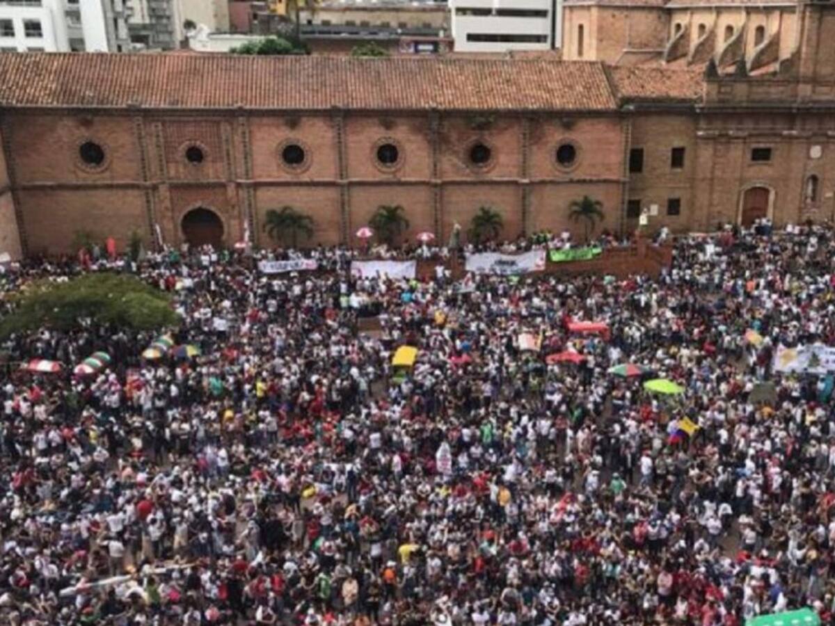 Conozca actividades y sitios del "cacerolazo" en Cali el 21 de enero