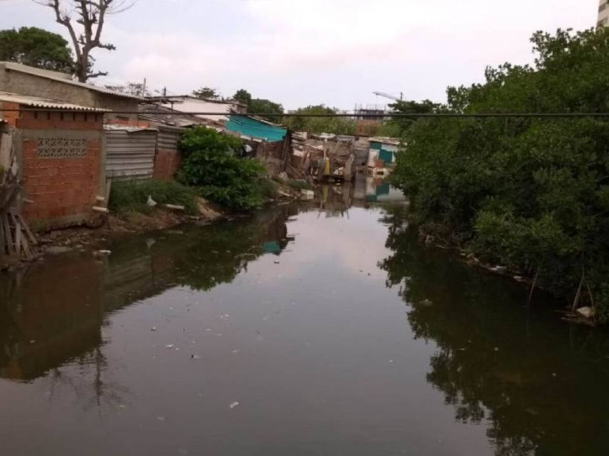 En Cartagena, EPA promueve campaña para recuperar el caño Juan Angola