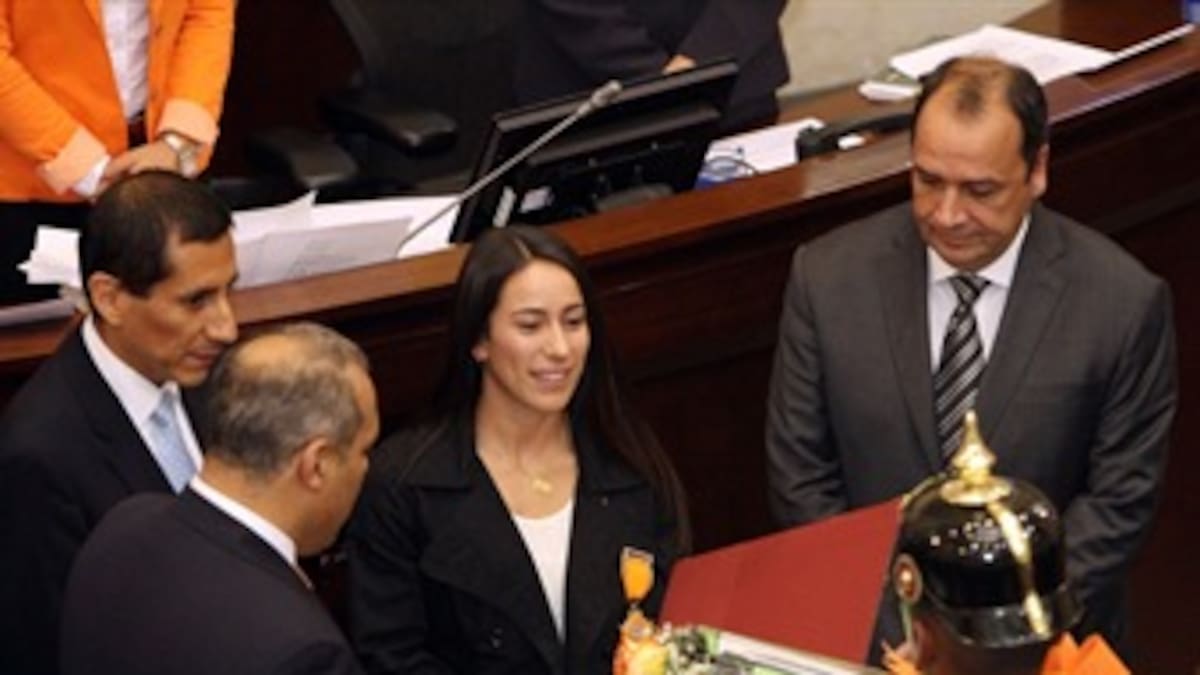 En fotos: Condecoran a Mariana Pajón en el Senado de la República