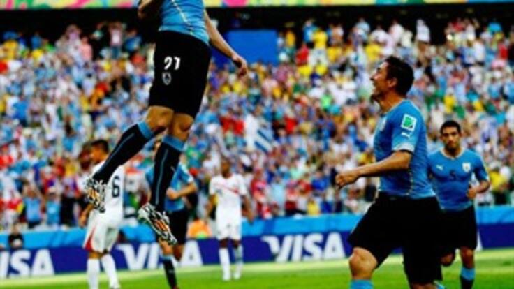Cavani puso el primer gol para Uruguay